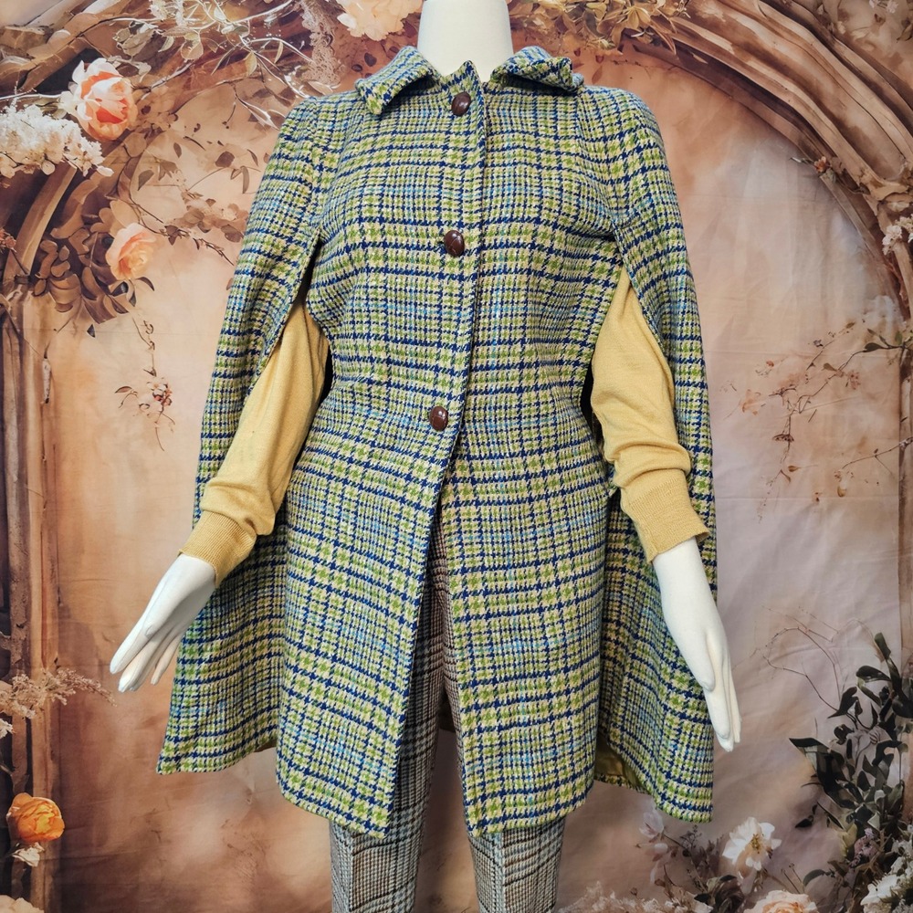 Vintage Pendleton 1960s Virgin Wool Plaid Cape Green Blue Button Front Coat